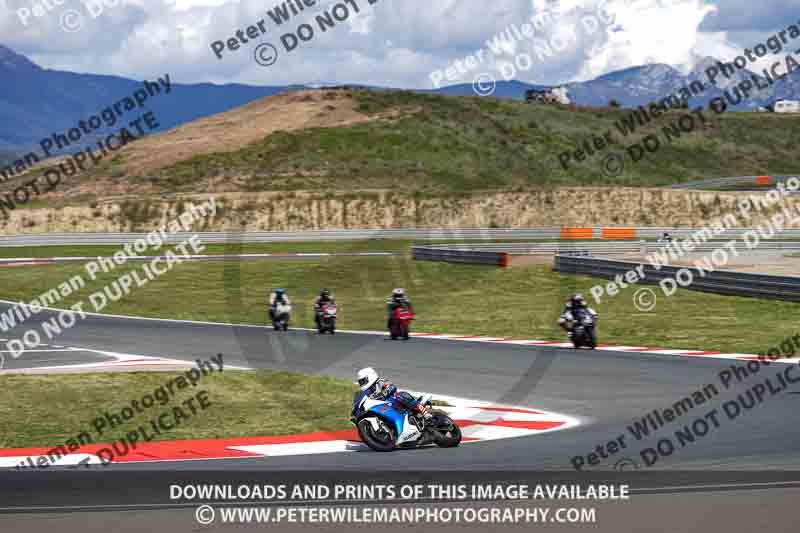 cadwell no limits trackday;cadwell park;cadwell park photographs;cadwell trackday photographs;enduro digital images;event digital images;eventdigitalimages;navarra;no limits trackdays;peter wileman photography;racing digital images;trackday digital images;trackday photos